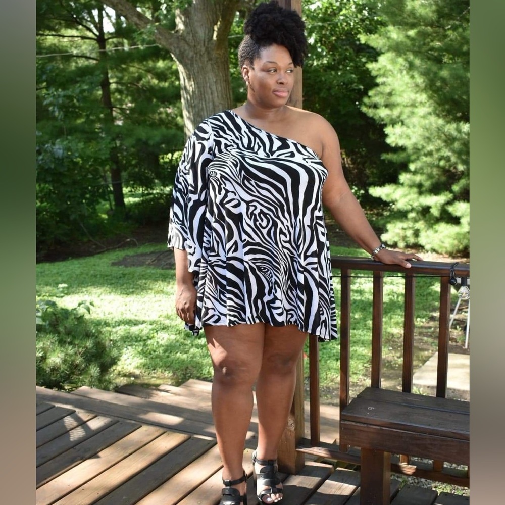 One Shoulder Dress - Picture 3 of 5